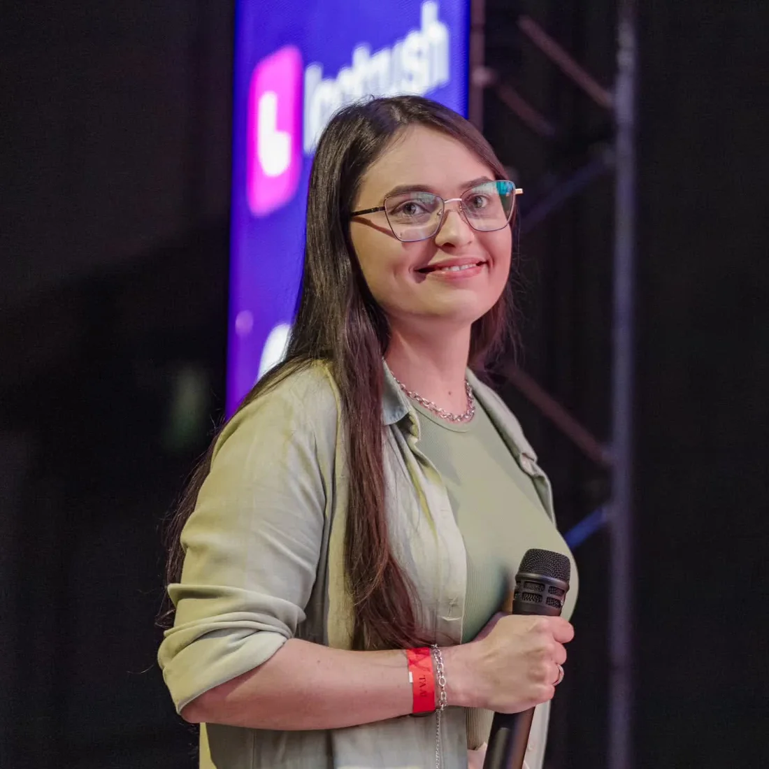 Ligia em palestra para a Comunidade Afiliado Fênix